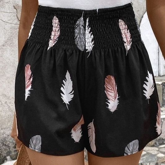 Ladies' Fashionable And Elegant Casual Vacation Feather Print Elastic Waist Shorts RSTOCK