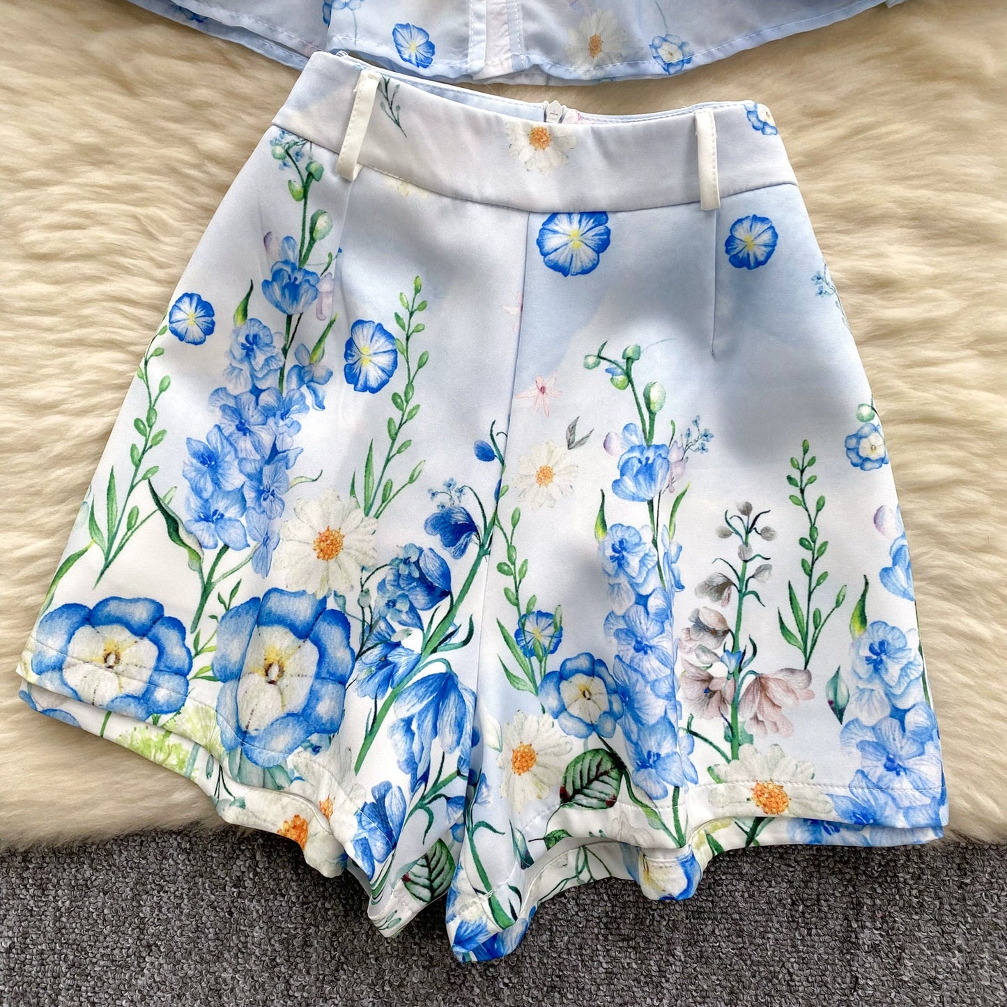 Spring Summer Runway 2 Pieces Shorts Outfit Women's Bow Neck Flower Print Lantern Sleeve Blouses Shirts＋Wide Leg Shorts Set Suit