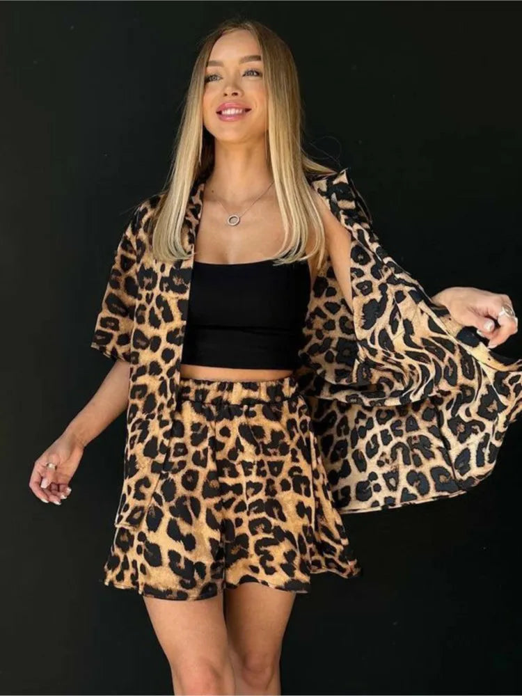 Leopard Print Suit Women's Summer 2024 Leopard Print Short-sleeved Shorts Suit Leopard Print Shirt Shorts Women's Two-piece Set