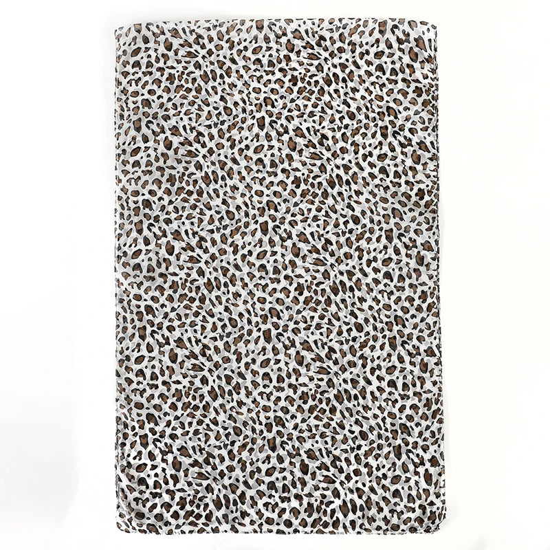 2024 Fashion Printed Leopard Chiffon Hijab Scarf Women Pareo Lady Bandanas Beach Towels Summer Muslim Veil Wrap Female Foulard