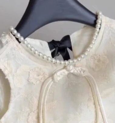 Childrens Wear 2024 New Girls Dress Summer Childrens Fashion Bow Embroidered Princess Dress Girl Clothes