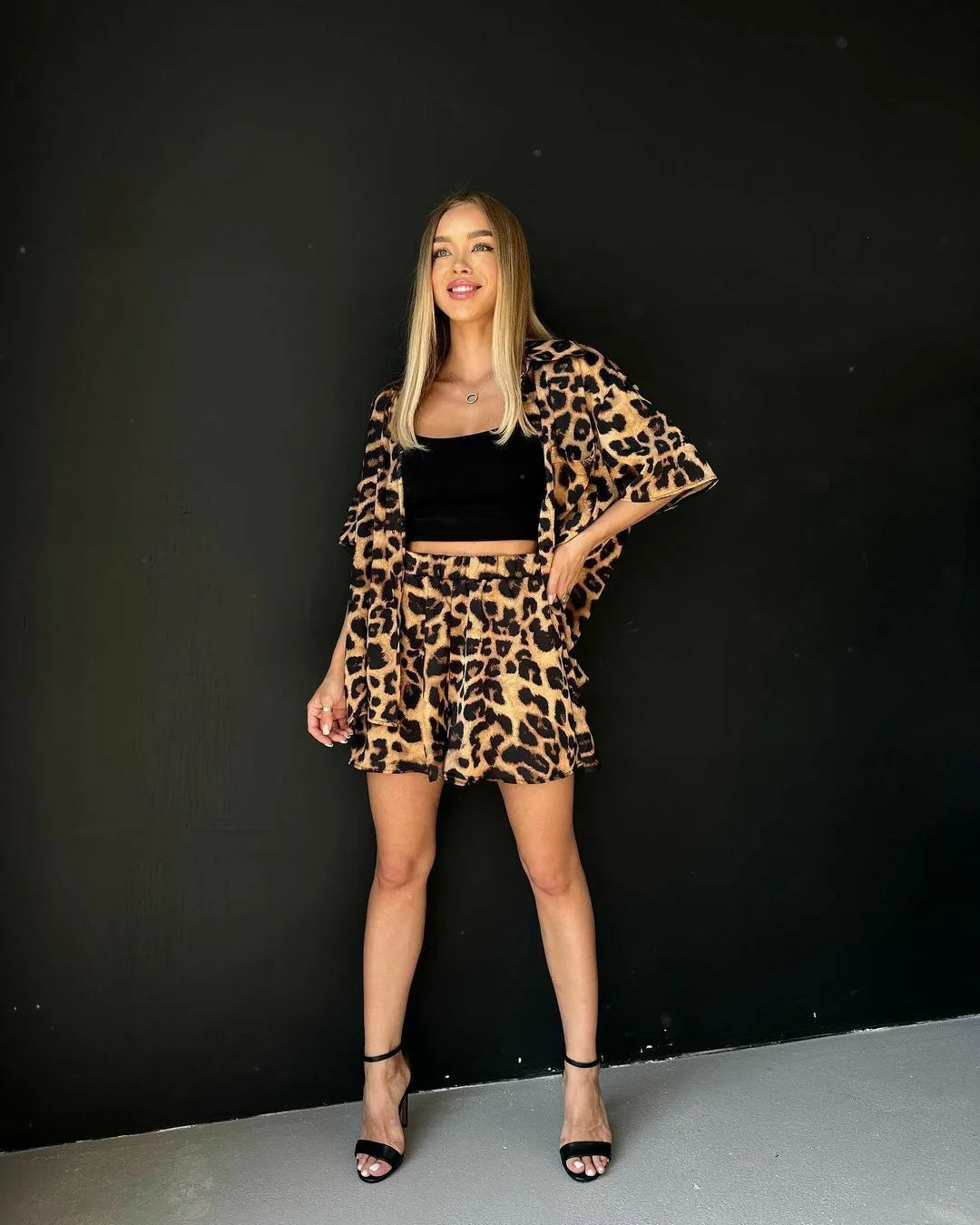 Summer Short Sets Two Piece Set For Women Leopard Print Fashion Sets Short Sleeves Shirts Shorts 2 Piece Suit Female Streetwear