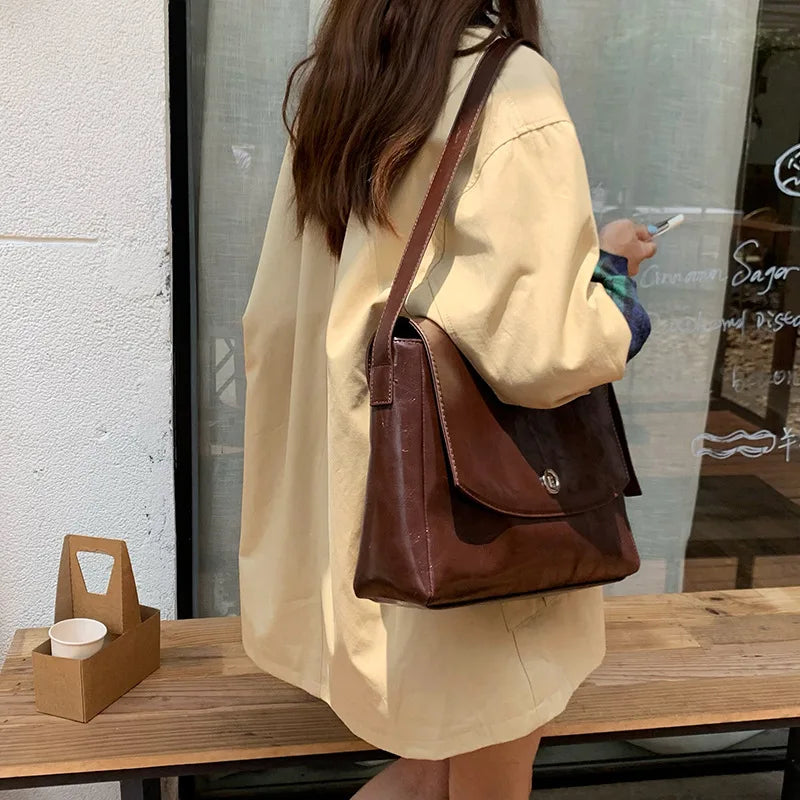 CGCBAG Vintage Large Volume Messenger Bag Women Simple Solid Luxury Designer Female Tote Bag High Quality PU Leather Handbags