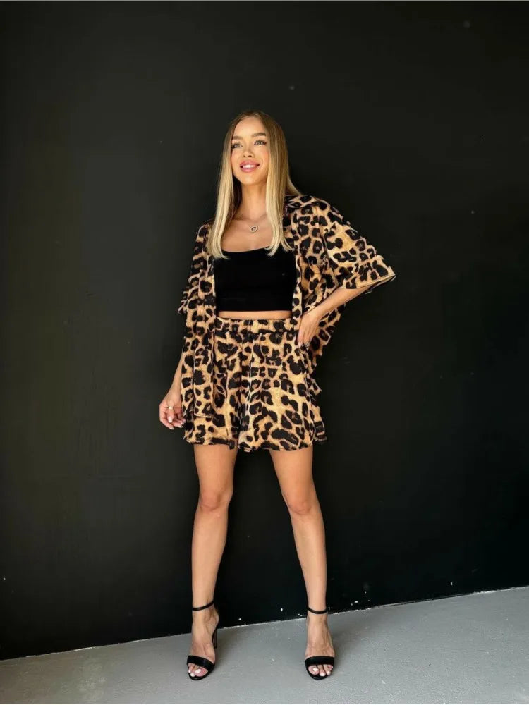 Leopard Print Suit Women's Summer 2024 Leopard Print Short-sleeved Shorts Suit Leopard Print Shirt Shorts Women's Two-piece Set