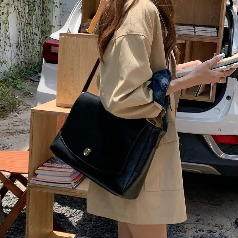 CGCBAG Vintage Large Volume Messenger Bag Women Simple Solid Luxury Designer Female Tote Bag High Quality PU Leather Handbags