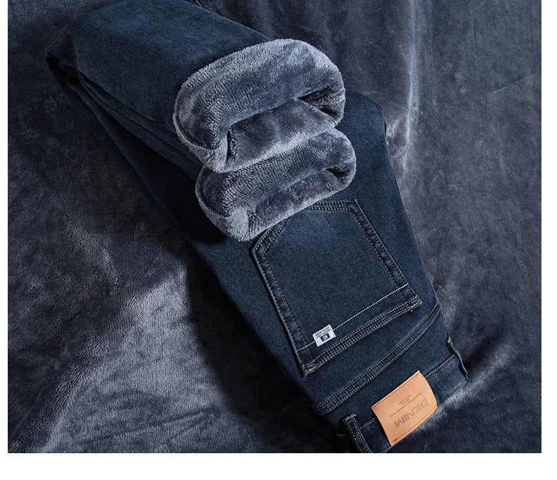 New Winter Men's Velvet Nostalgic Straight Jeans High Quality Thickened Warm Denim Pants Male Brand Loose Trousers