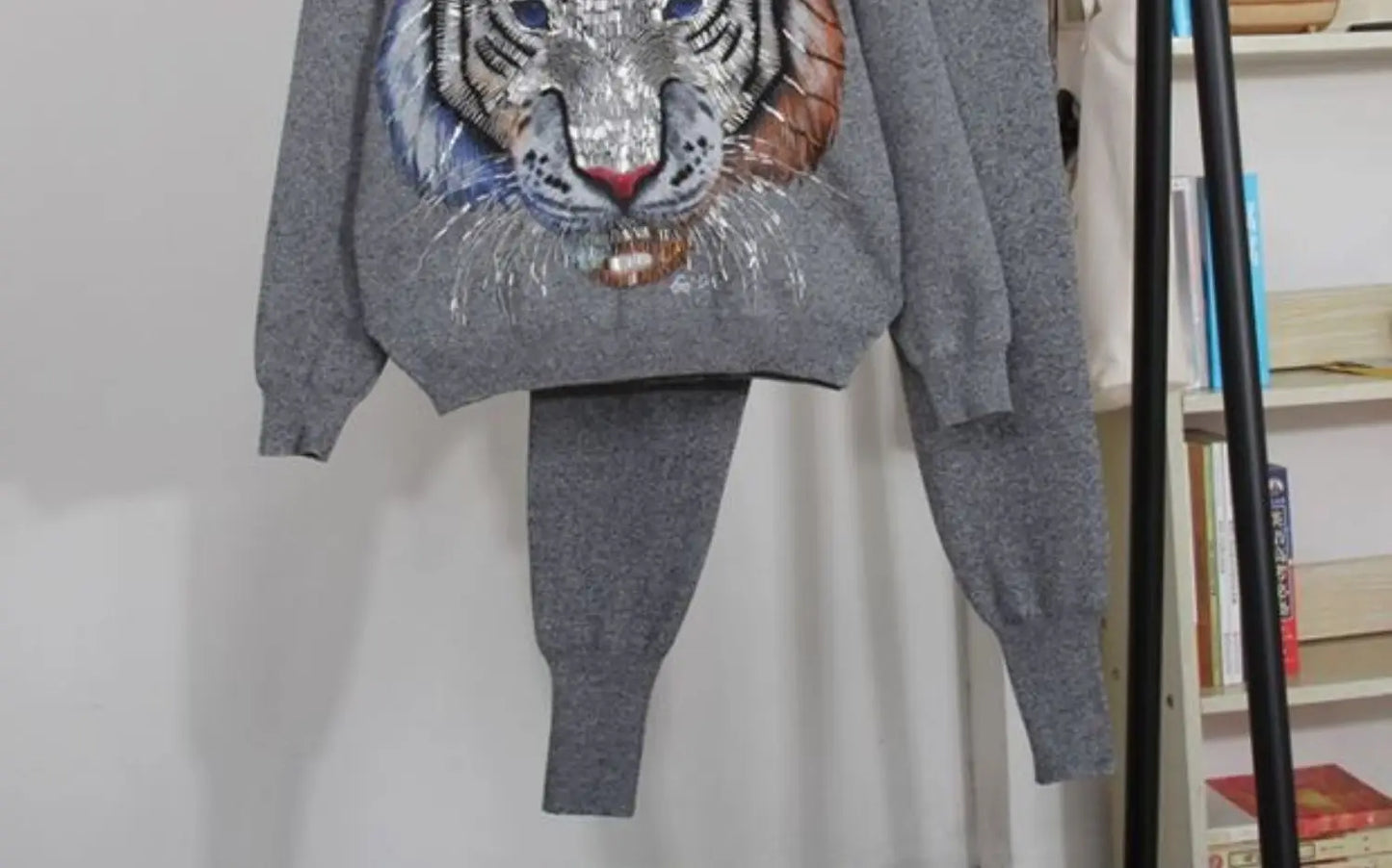 2024 Autumn Winter New European Pant Sets Fashion Tiger Head Bead Loose Knitted Sweater Radish Pants Set Women's Two-piece Set