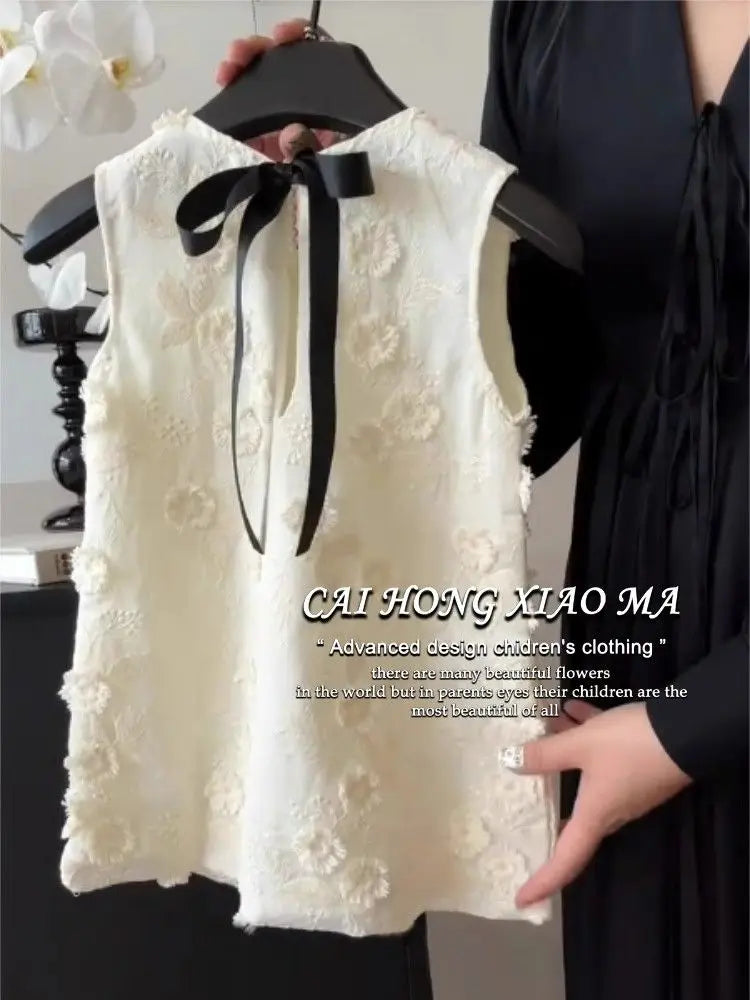 Childrens Wear 2024 New Girls Dress Summer Childrens Fashion Bow Embroidered Princess Dress Girl Clothes