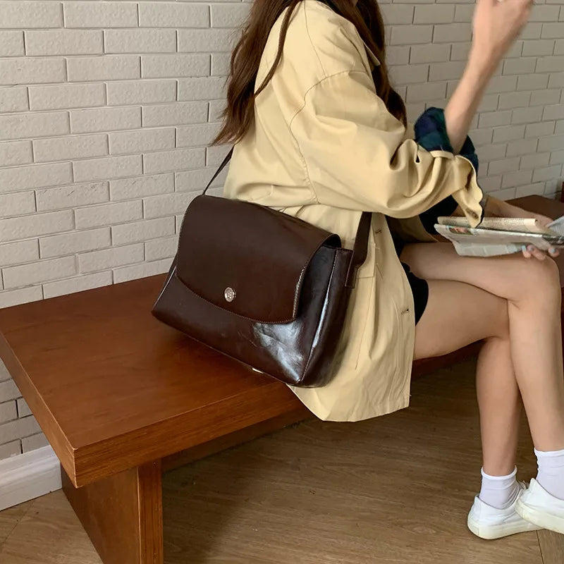 CGCBAG Vintage Large Volume Messenger Bag Women Simple Solid Luxury Designer Female Tote Bag High Quality PU Leather Handbags