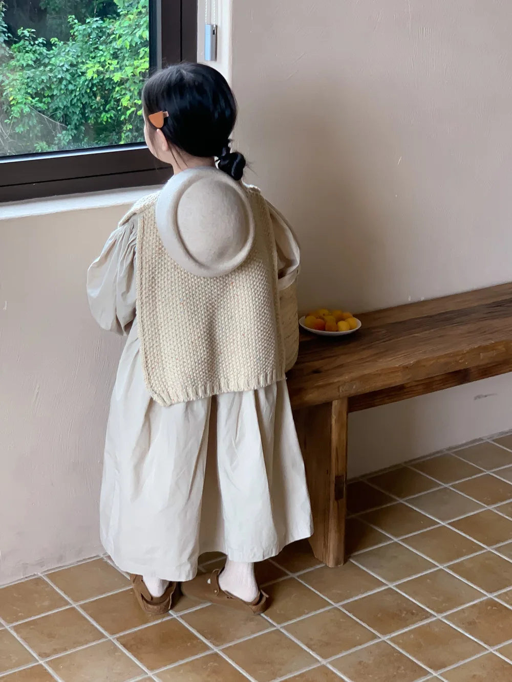 2024 Autumn Dress Girls Korean Solid Color Bubble Sleeve Dress Childrens Loose Skirt Knitted Vest Set